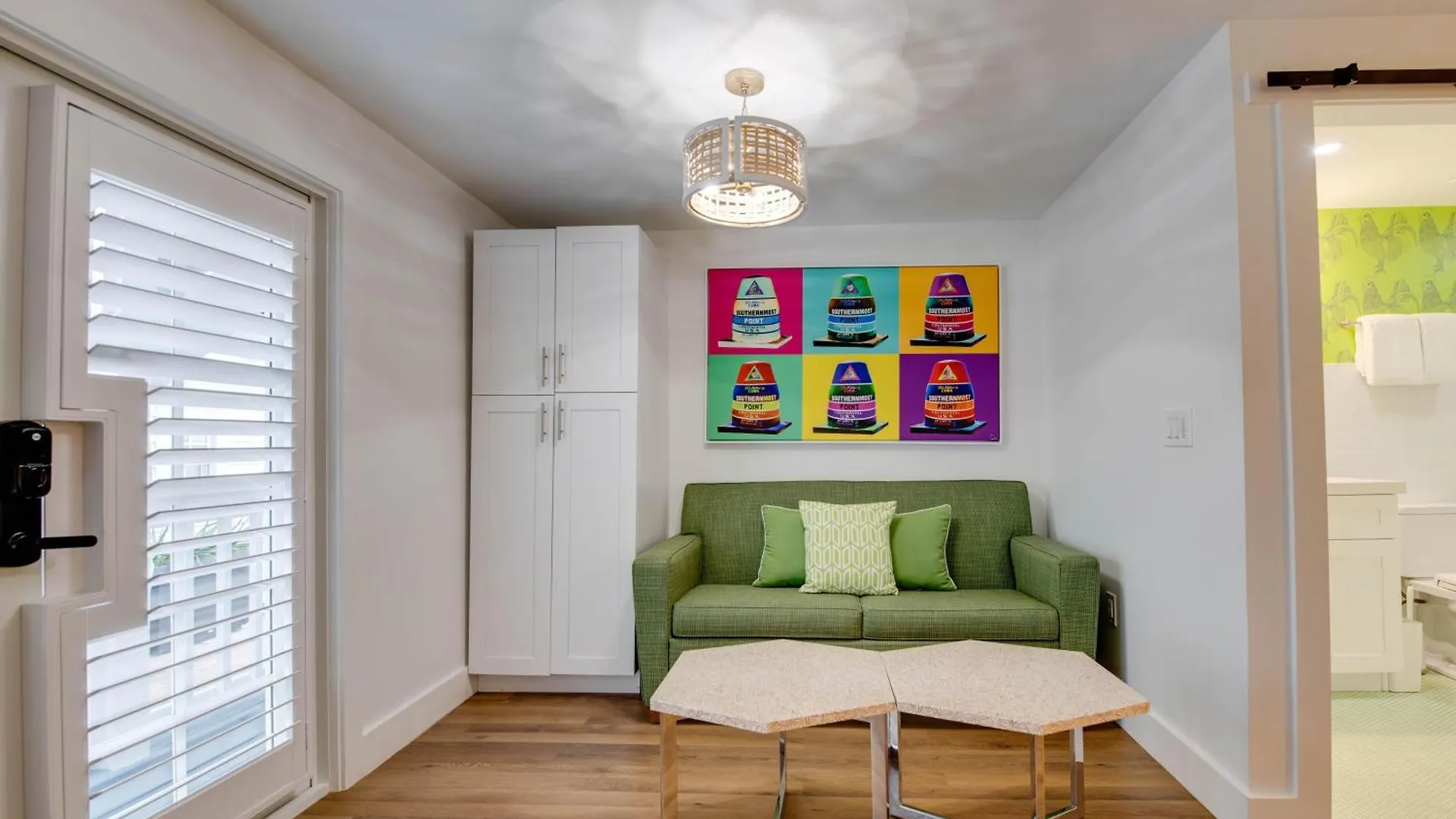 Custom House Inn All Key West Apartment